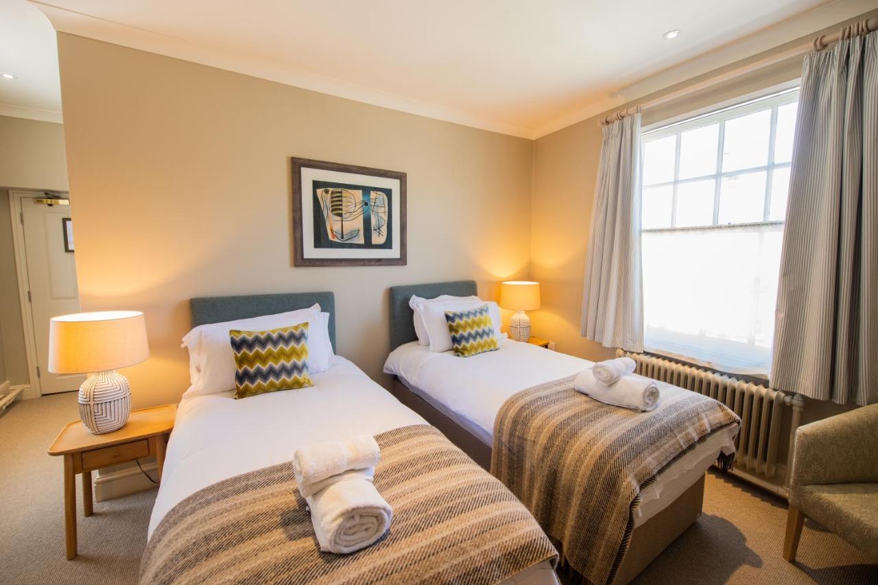 Hotel The Rose & Crown, Ashbury Ashbury  Esterno foto